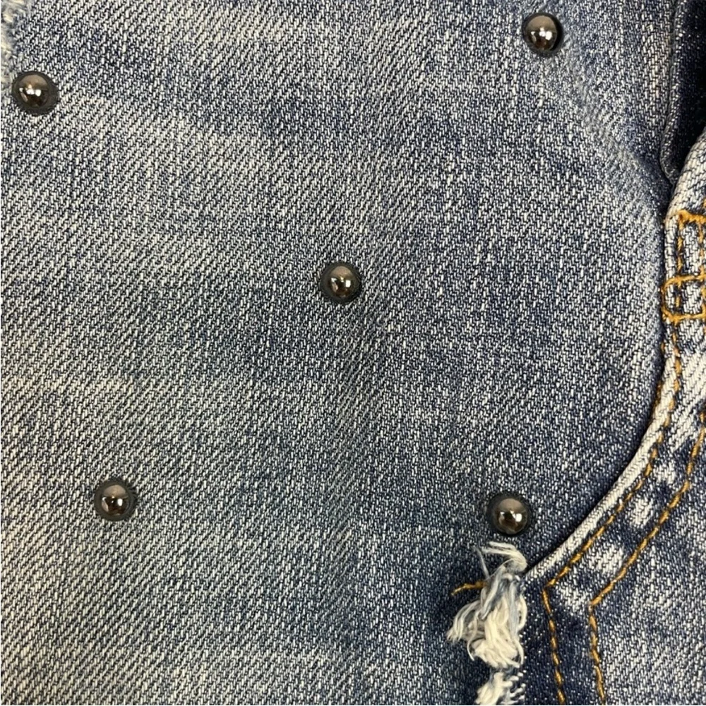 Rails Wynonna Medium Vintage All Over Studded Distressed Jean Mini Skirt. SZ 29